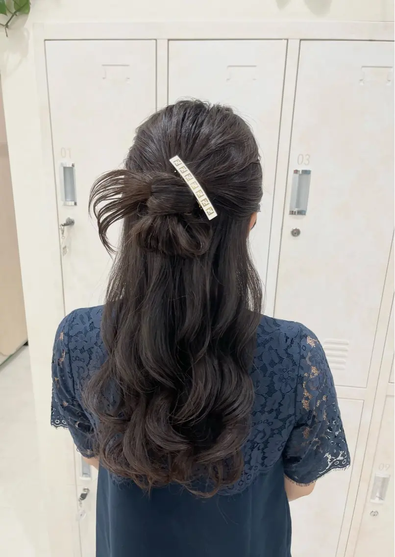 ヘアアレンジ ヘアセット 東梅田エリアカラー ヘアセットNo. 1のヘアスタイル