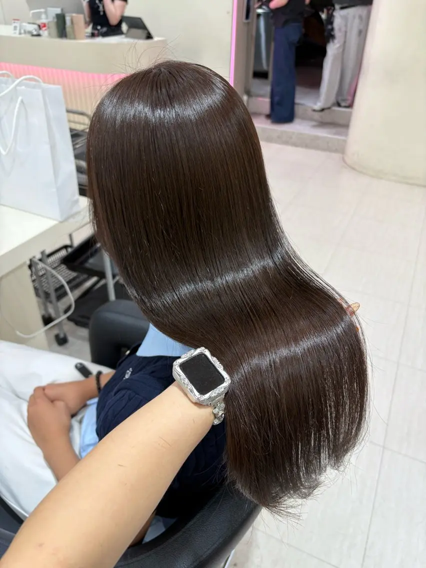 セミロング カラー ヘアアレンジ カット ヘアカラー 💟RINNA 艶カラー💟のヘアスタイル