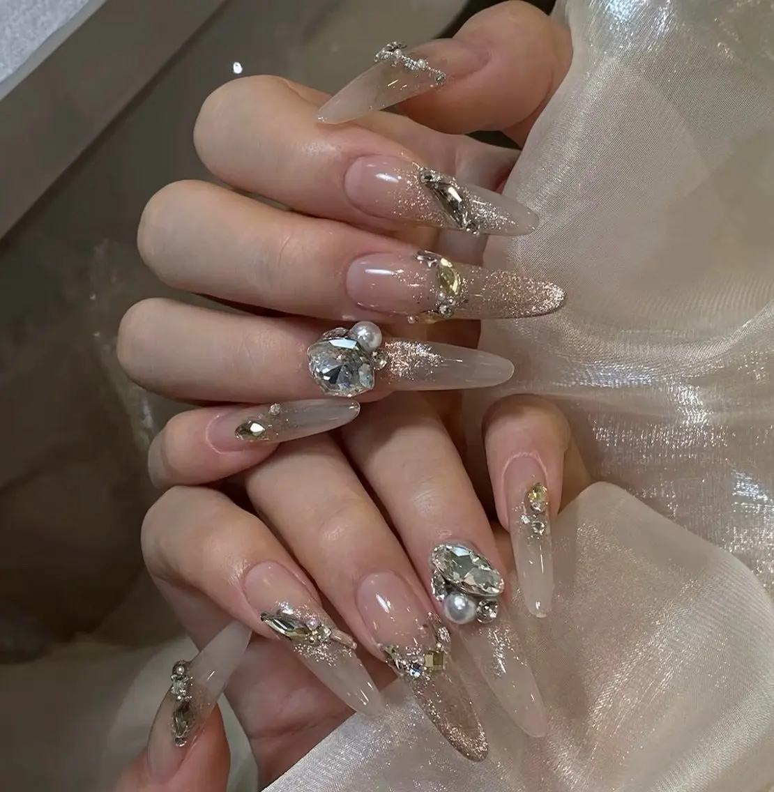 ネイル チークネイル 長さ出し フレンチネイル ガーリー 韓国ネイル sun nail池袋 モデル募集のネイルデザイン