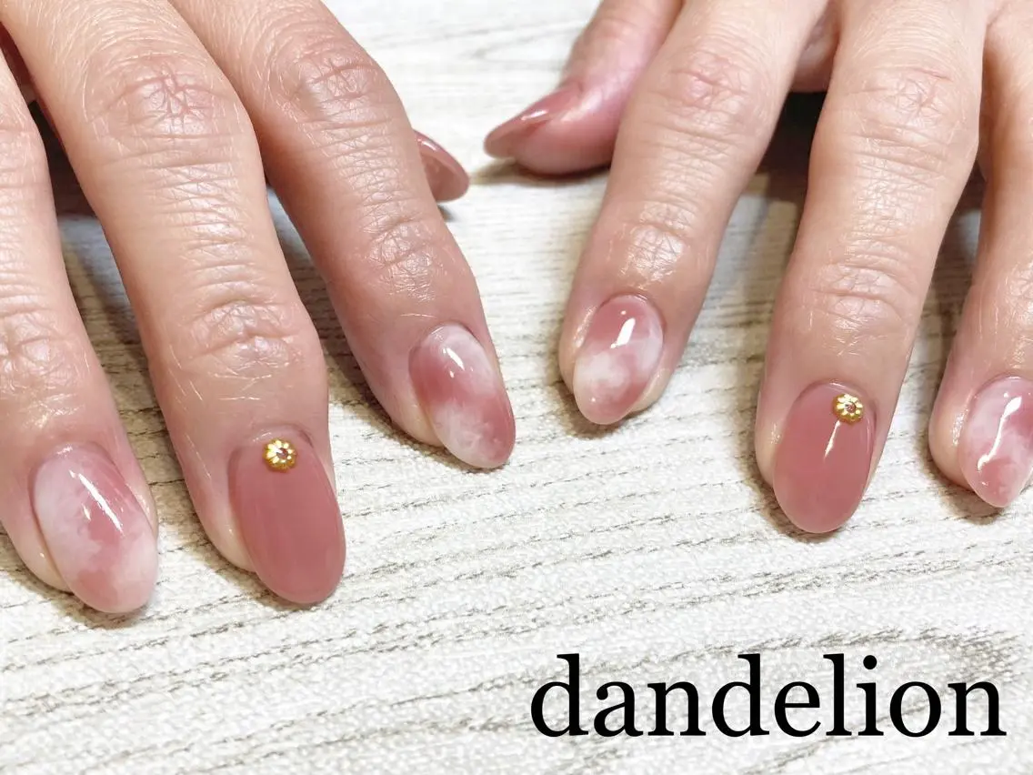 ネイル ハンドネイル ハンドケア dandelion ダンデライオンのネイルデザイン