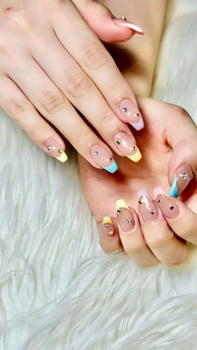 ネイル フレンチネイル 韓国ネイル レース ニュアンスネイル オフィスネイル ハンドネイル ハンドケア Hi beauty 渋谷のネイルデザイン