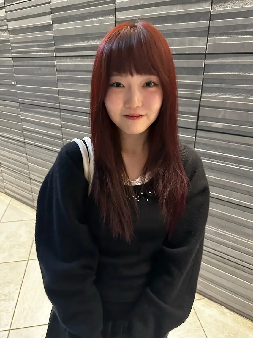 カラー ブリーチ ダブルカラー ブリーチなしカラー ヘアカラー トリートメント ヘアセット 韓国風レイヤーカラー ライムのヘアスタイル
