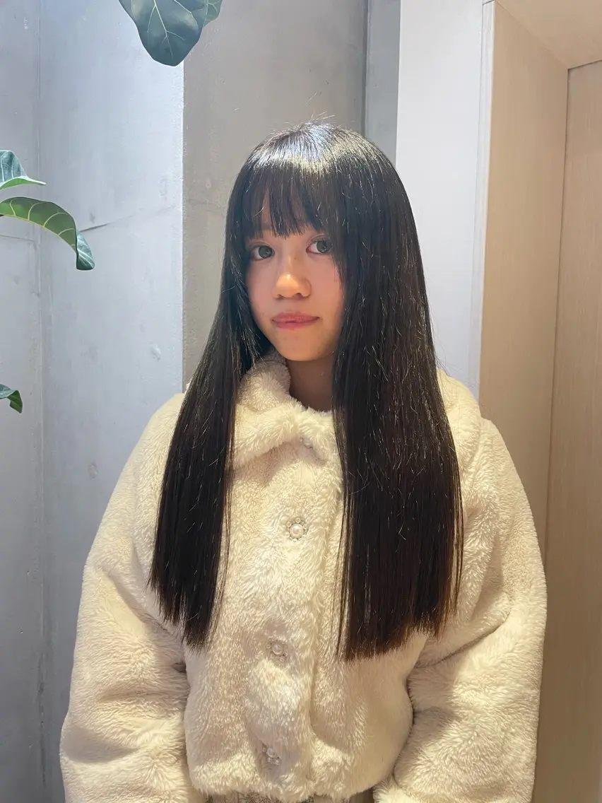 ロング カラー グレージュ たなか こころ🎀のヘアスタイル
