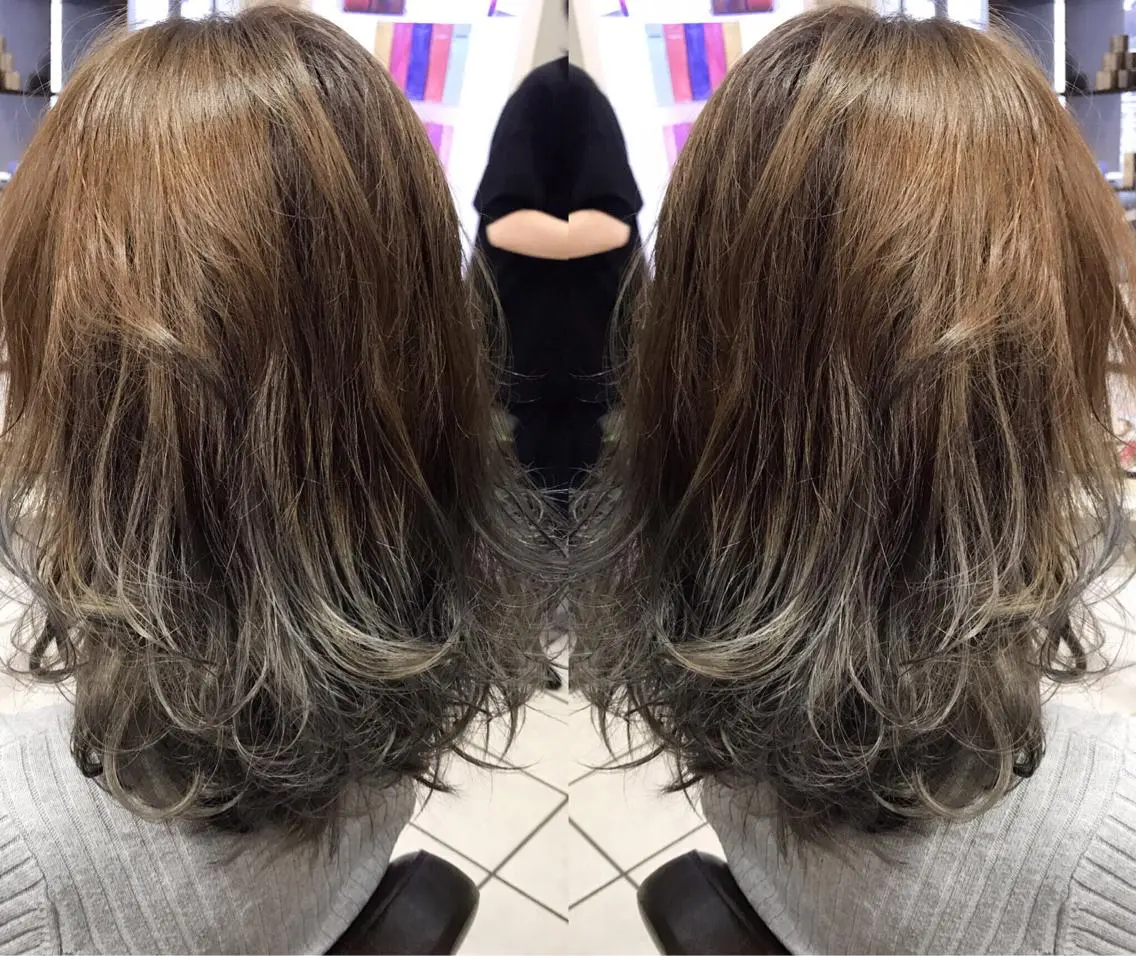 セミロング カラー シールエクステ⭐️ オオミタクヤのヘアスタイル