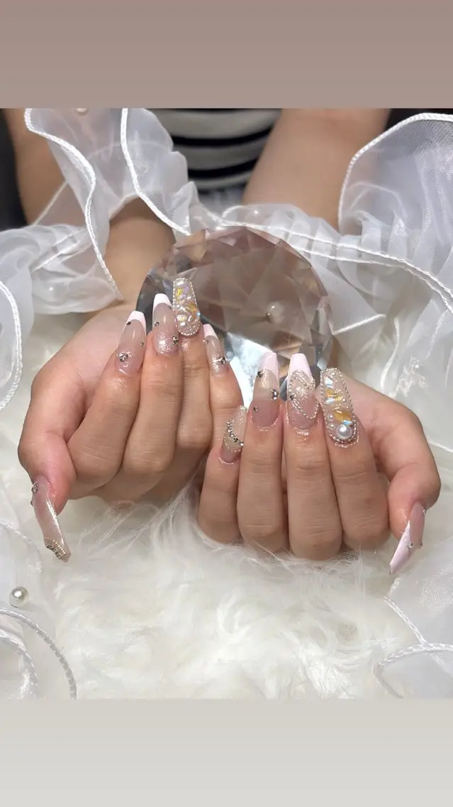ネイル フレンチネイル ハンドネイル N / misakiのネイルデザイン