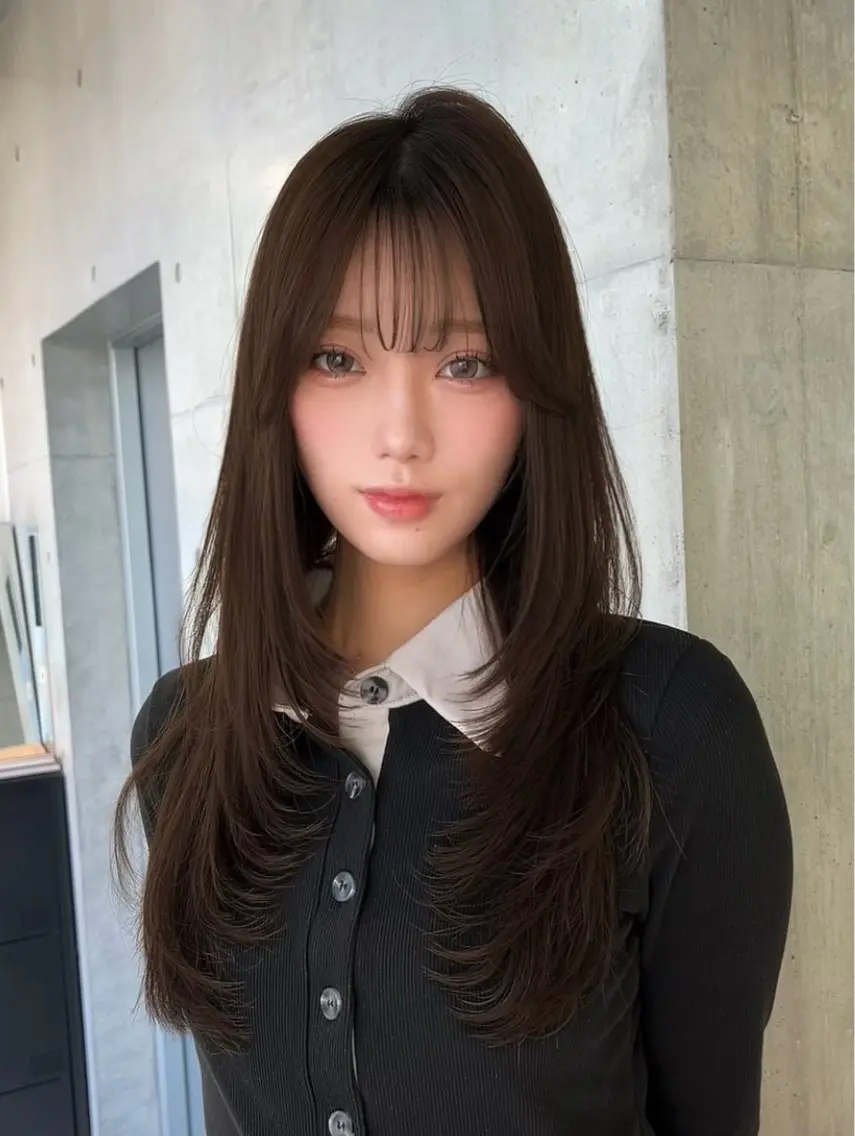 セミロング カラー カット ヘアカラー トリートメント 🌫️大人韓国ヘア 🌫️naoyaのヘアスタイル