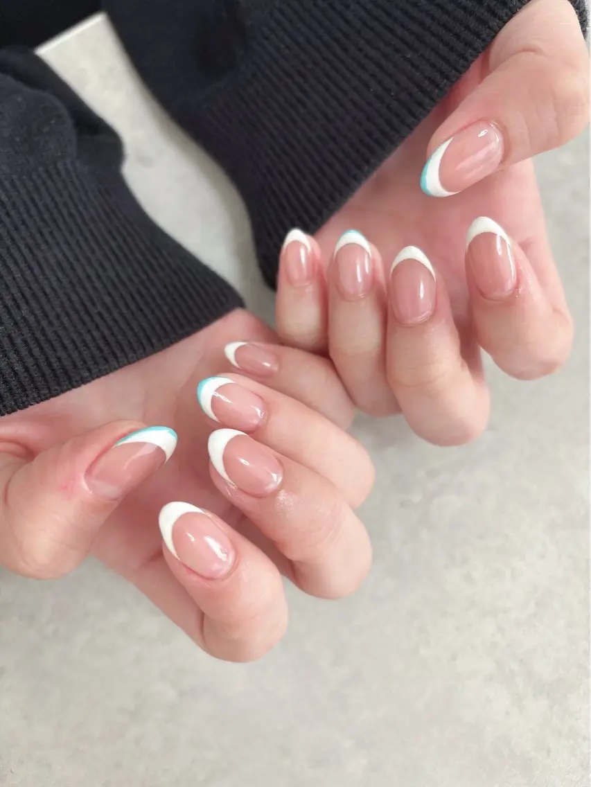 ネイル フレンチネイル ハンドネイル ハンドケア Lilly Co.のネイルデザイン