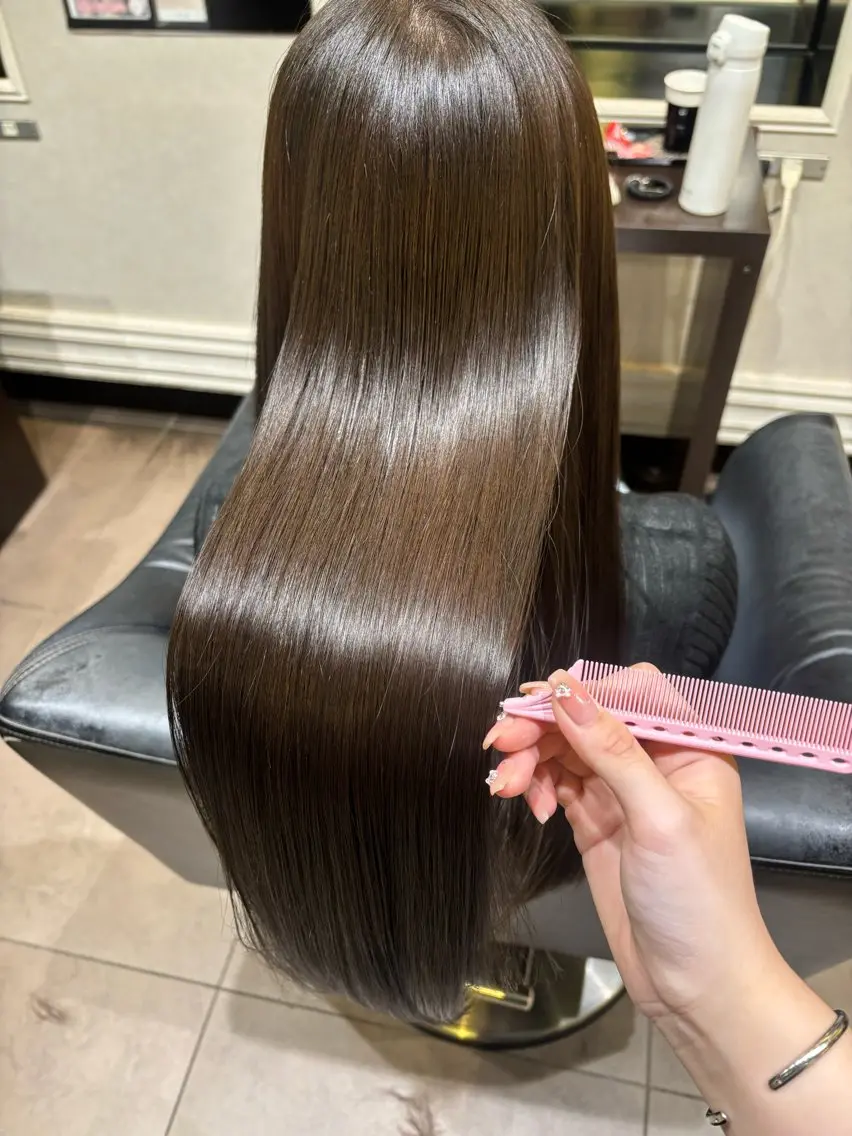 ロング カラー カット ヘアカラー トリートメント 艶カラー|束感マツエ ク|airi۫ ꣑ৎのマツエク・マツパデザイン