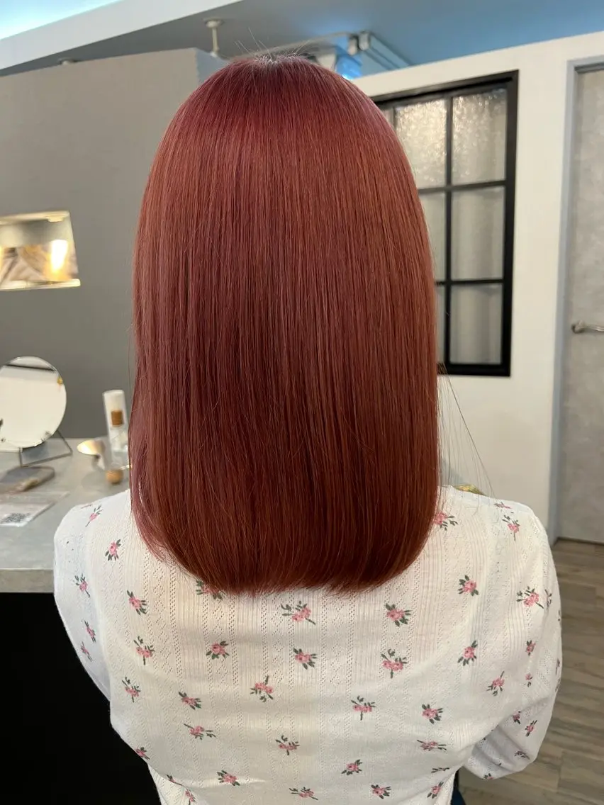 ミディアム カラー ブリーチ ピンクカラー カット ヘアカラー トリートメント いぐちしょうた🫧 VISAGEbaskのヘアスタイル