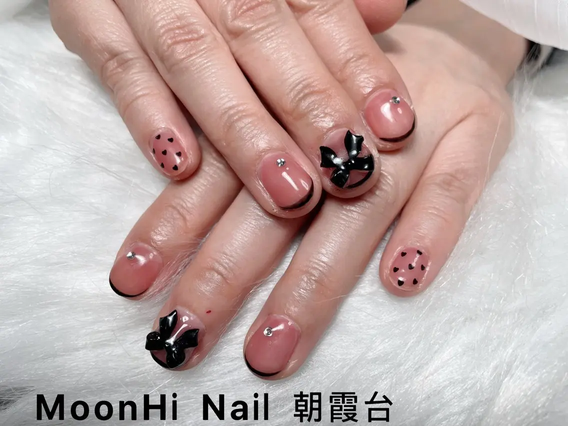 ネイル MoonHi Nail 朝霞台のネイルデザイン