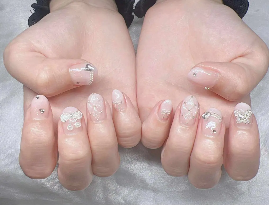 ネイル ハンドネイル Lee Nailsのネイルデザイン