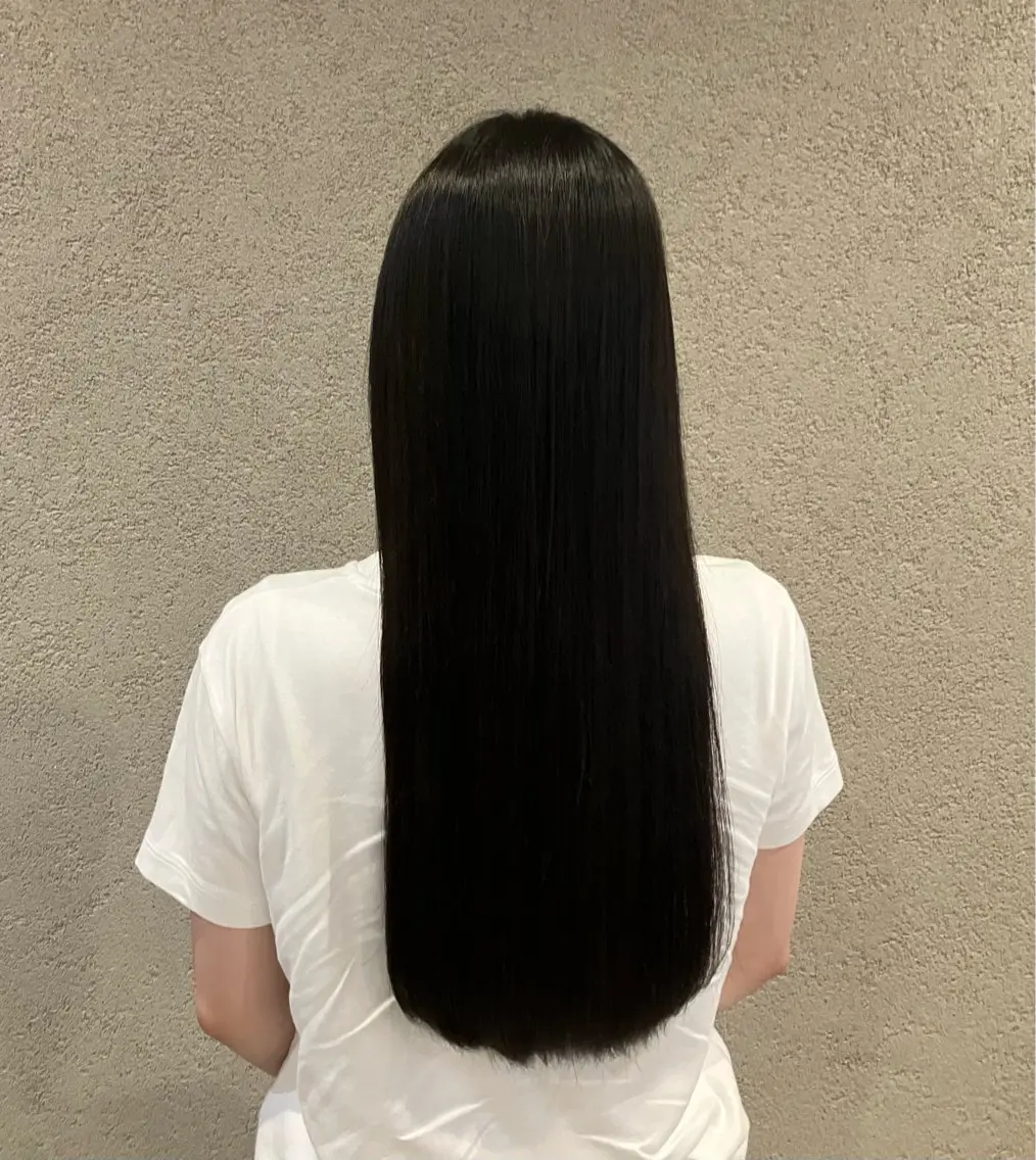 【梅雨前の対策に🎶】モデルカット✂️➕うねりを和らげる髪質改善トリートメント✨️の写真