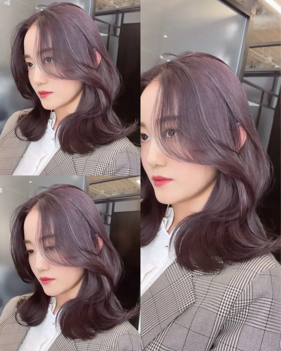 ミディアム カラー カシス カット ヘアカラー 透明感カラー 🪽AYAKAのヘアスタイル