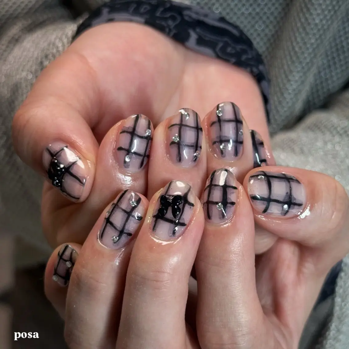 ネイル リボン ショートネイル シンプルネイル ハンドネイル posa nail モエミのネイルデザイン