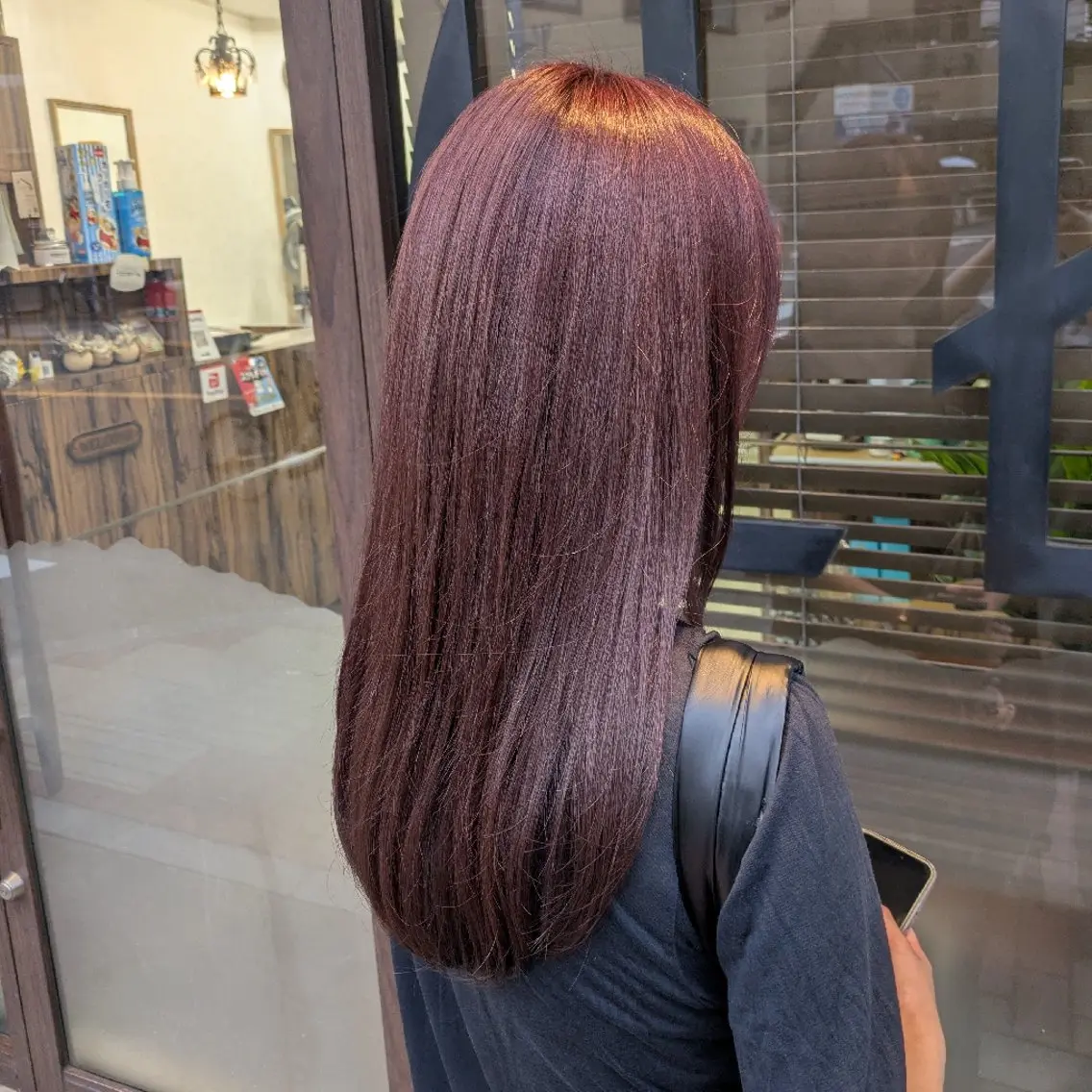 ロング ピンクブラウン ヘアカラー 陽葵 (hinata)のヘアスタイル