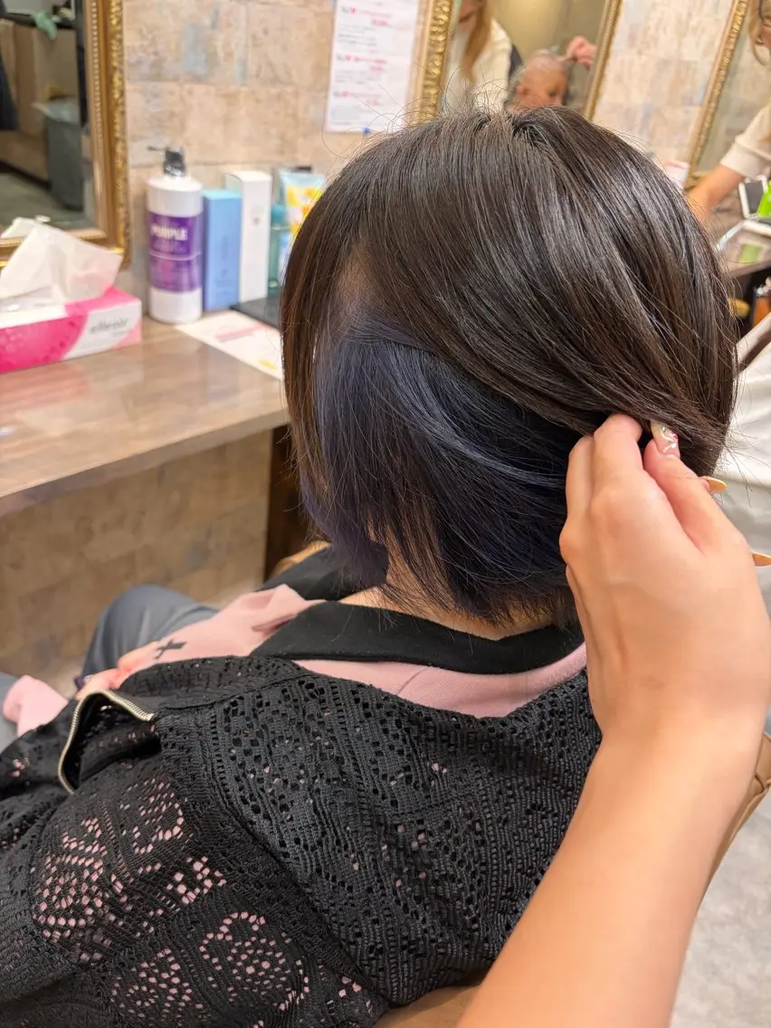 ショート ヘアカラー 前田 みのりのヘアスタイル