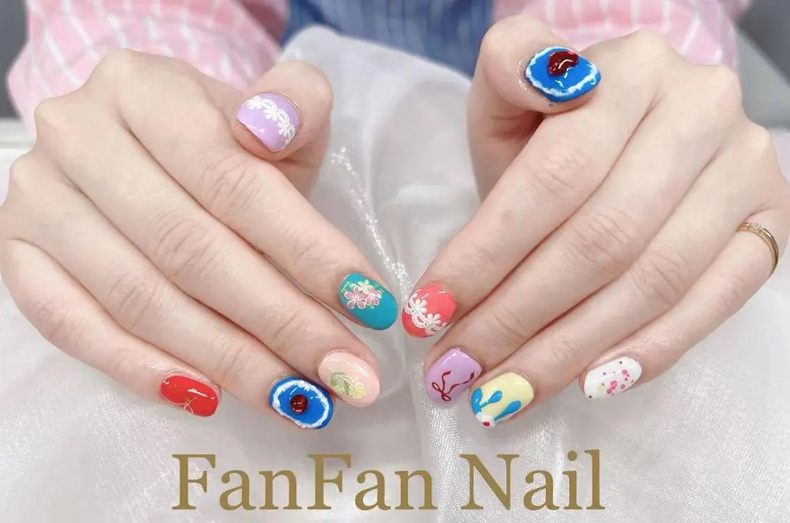 ネイル FanFan 長さ出し専門のネイルデザイン