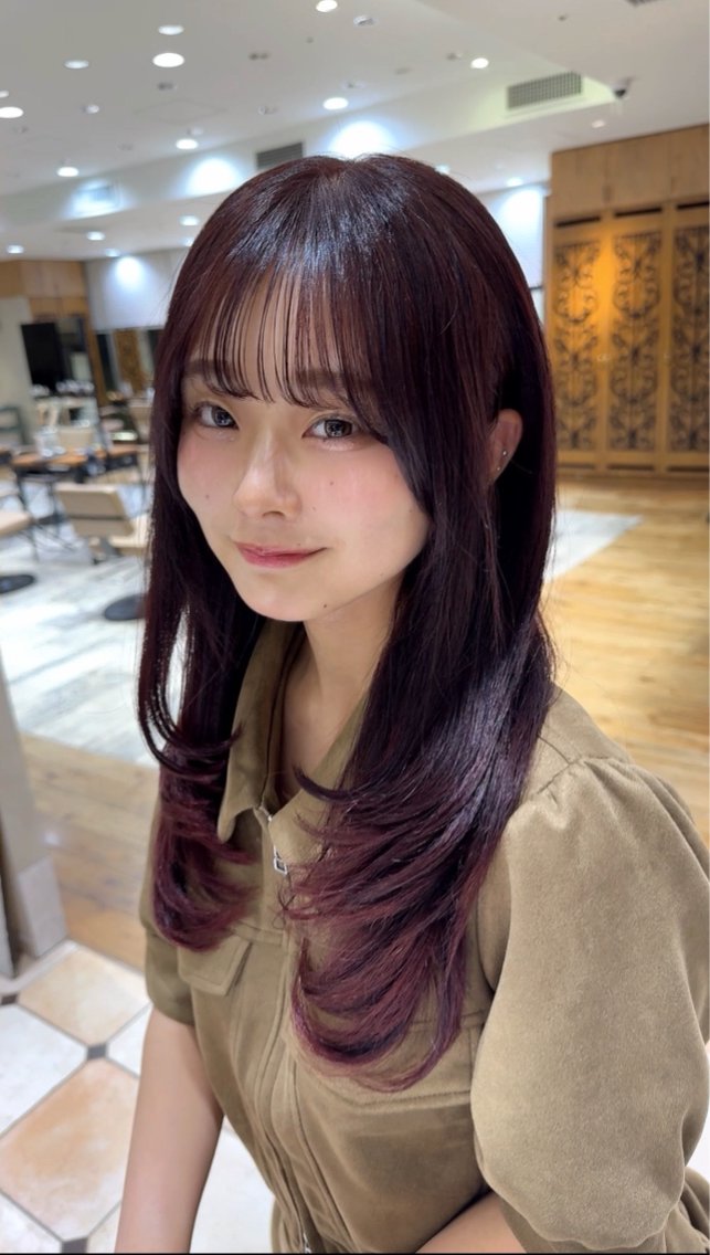 ロング 顔周りカット レイヤーカット トリートメント カット トリートメント ヘアセット 新宿/レイヤー/ 顔周り/早野大空のヘアスタイル