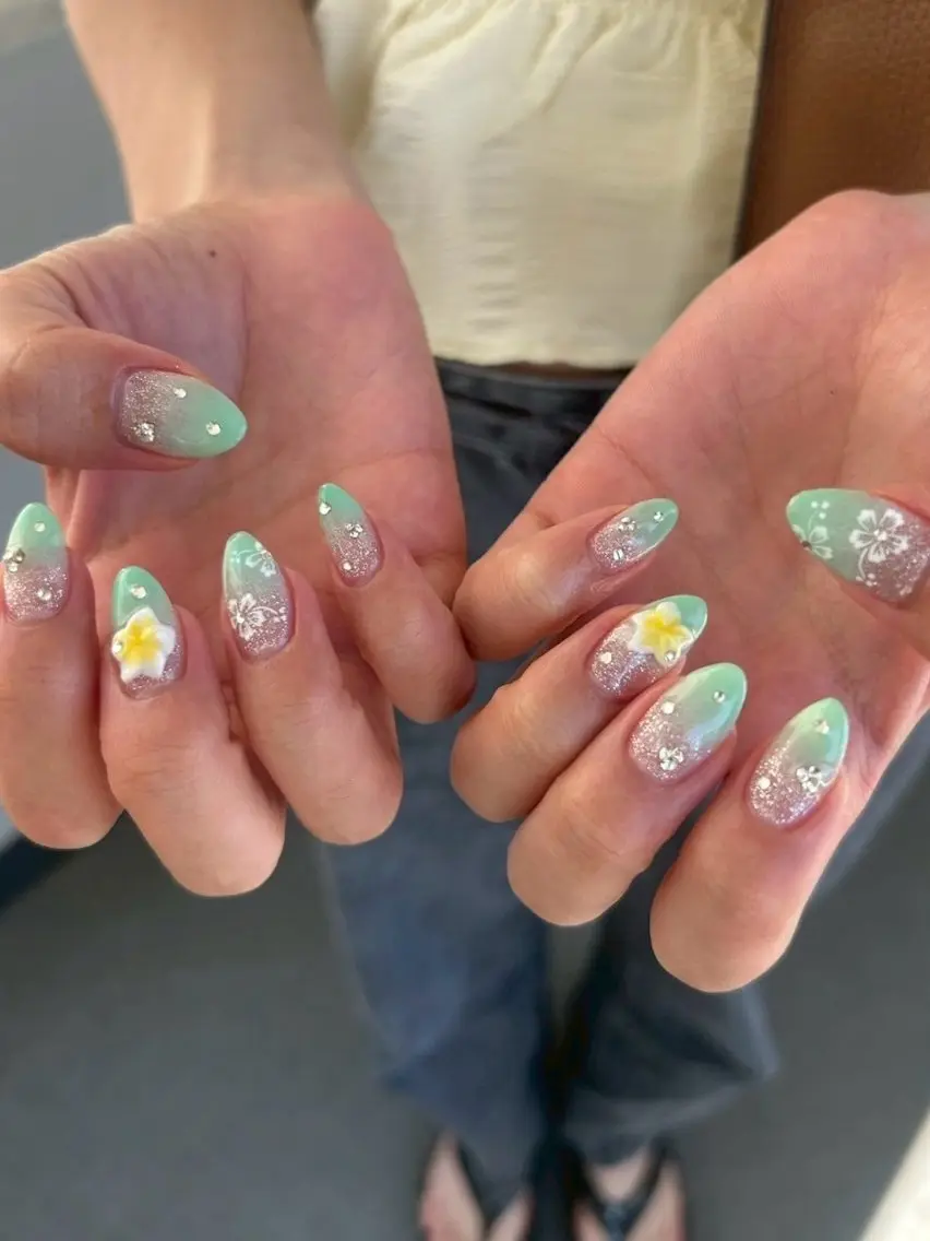 セミロング Nbibi nail salonのネイルデザイン