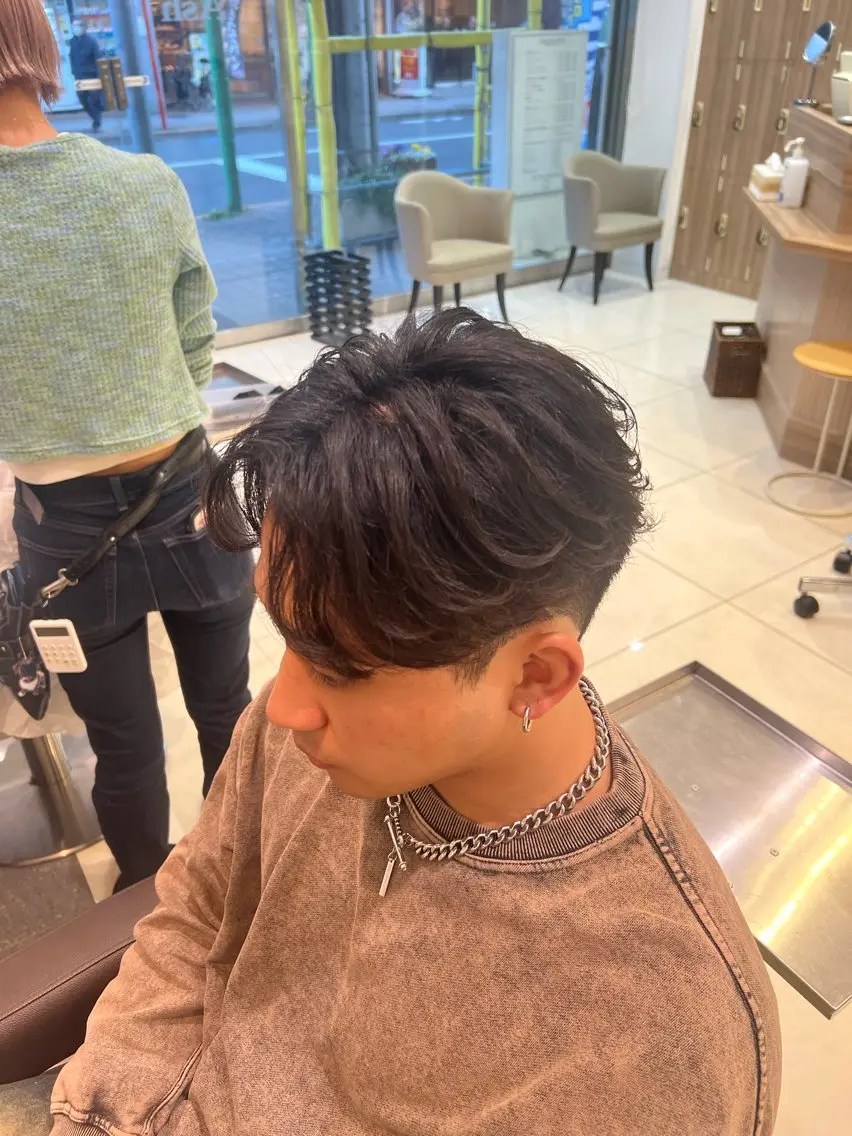 パーマ メンズ フェザーパーマ メンズパーマ ニュアンスパーマ カット パーマ SENA 再現性 パーマと縮毛矯正のヘアスタイル