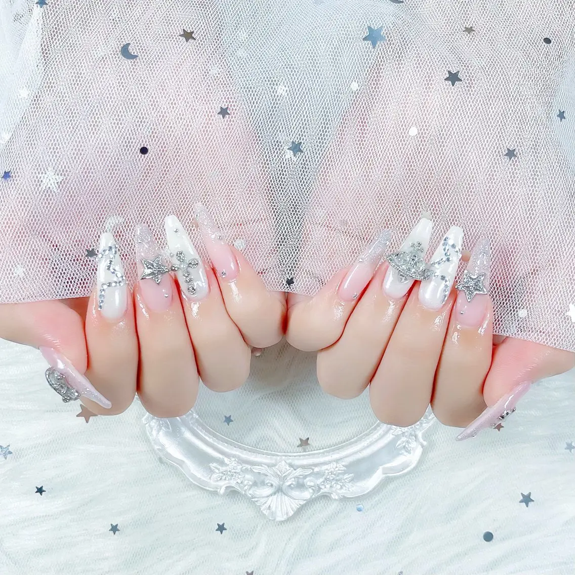 ネイル チークネイル 長さ出し フレンチネイル ジェルネイル グラデーション ハンドネイル THANHTHANH NAILのネイルデザイン