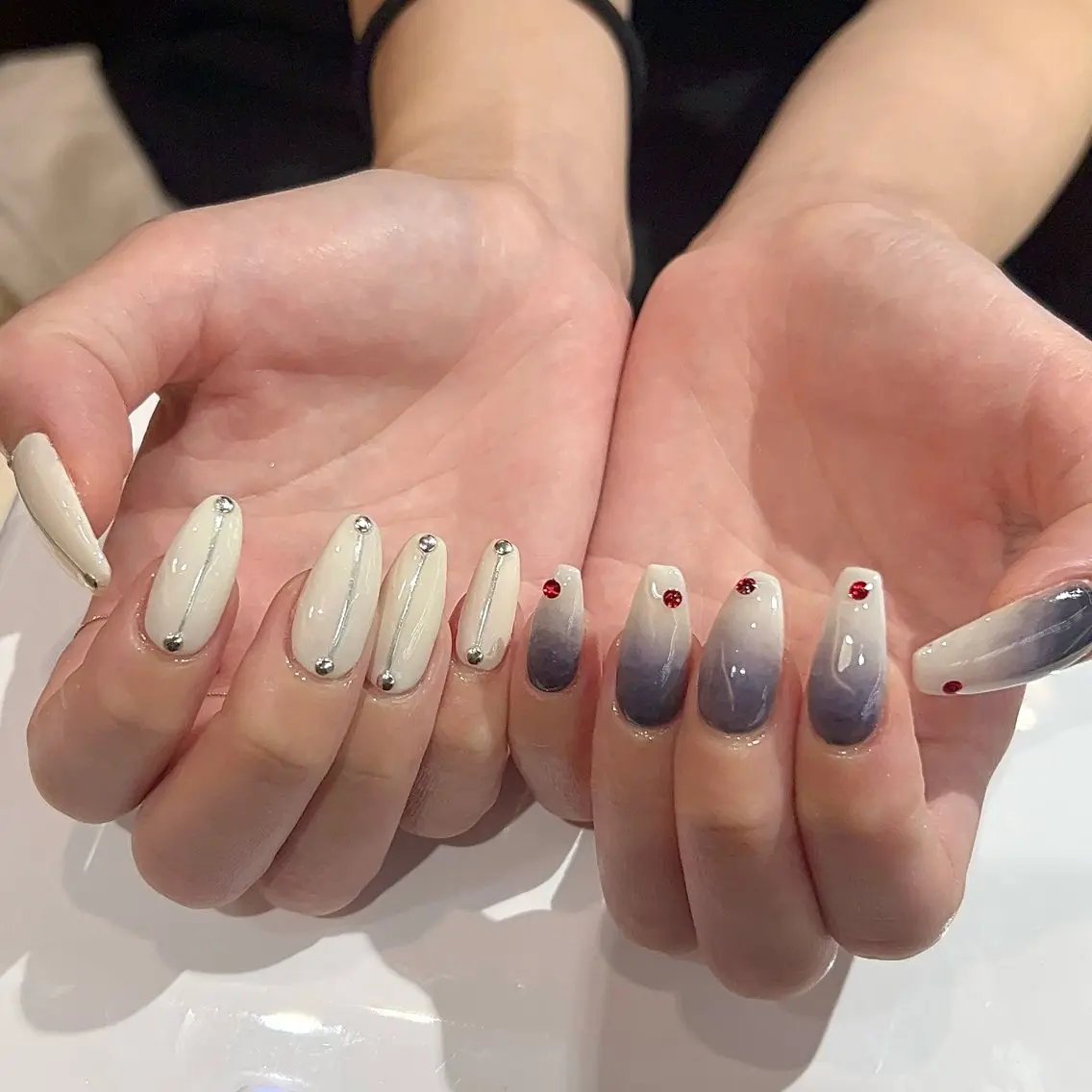 ネイル グラデーション ニュアンスネイル ハンドネイル misaki🎀 coffret.のネイルデザイン