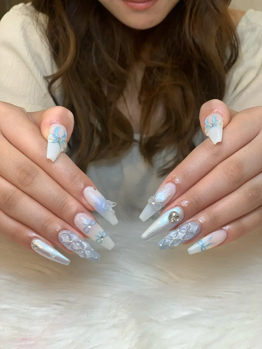 ネイル アートネイル 長さ出し ジェルネイル マグネットネイル ニュアンスネイル ハンドネイル Cloudy Chan Nailのネイルデザイン