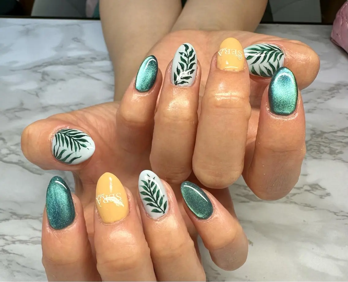 ネイル アートネイル マグネットネイル 夏ネイル ハンドネイル Mai’s nailのネイルデザイン