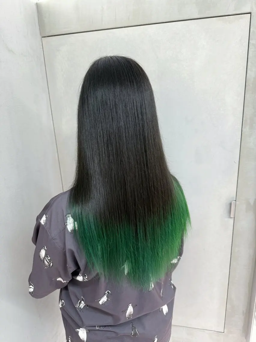 ロング カラー グラデーションカラー 🤍haruna 🤍SUIのヘアスタイル