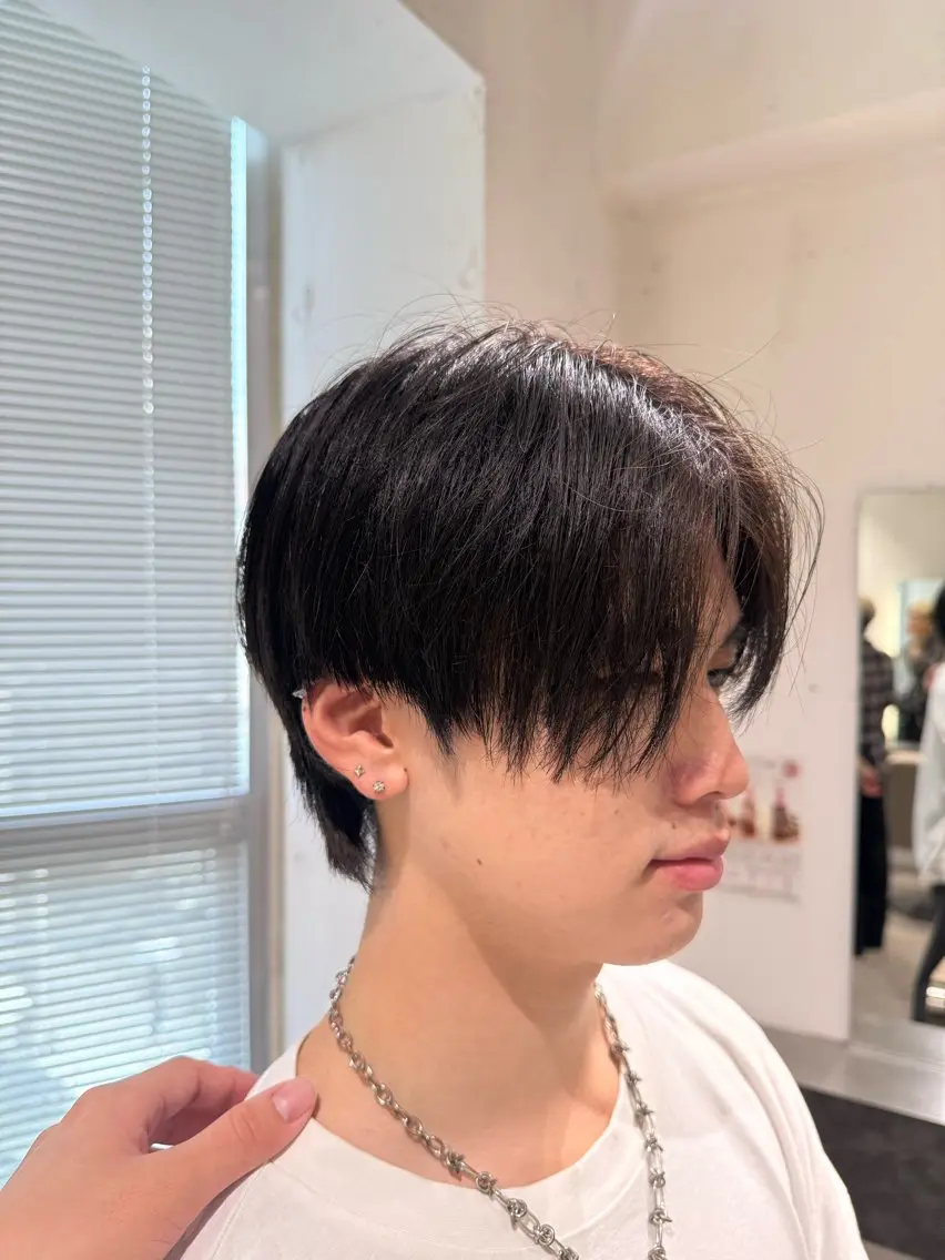 メンズ センターパート 掛川 秋輝のヘアスタイル