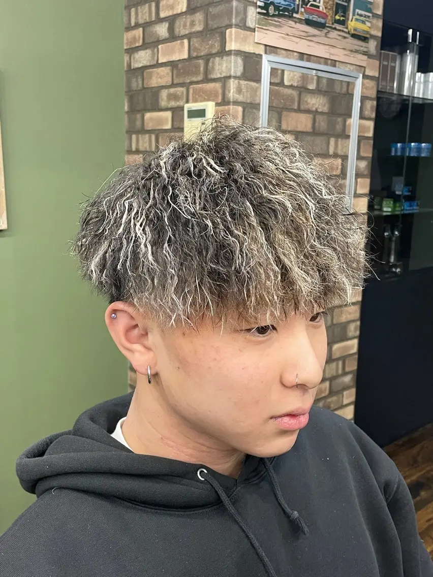 メンズ 井高 洸のヘアスタイル
