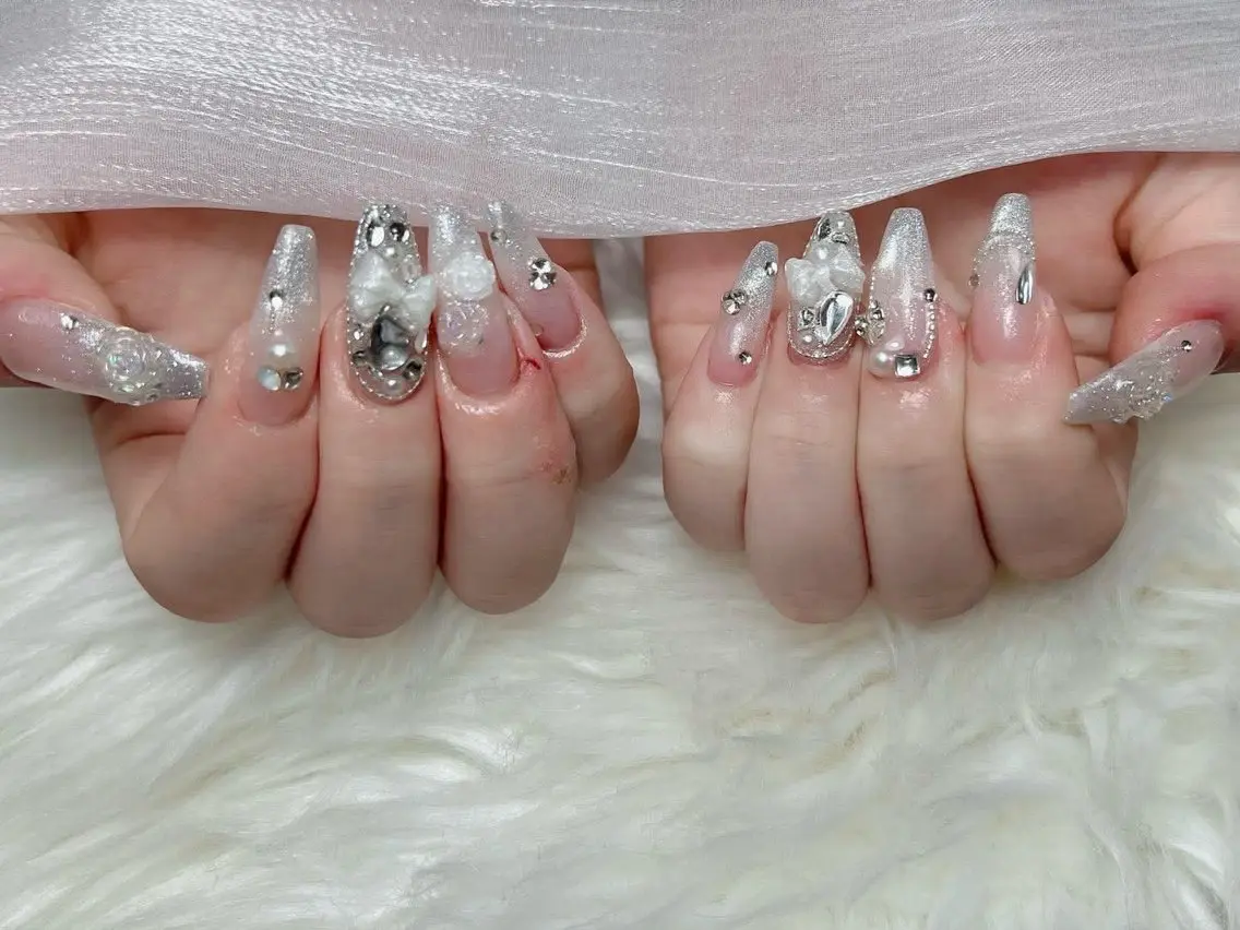 ネイル グラデーション 韓国ネイル マグネットネイル ニュアンスネイル オフィスネイル ハンドネイル Hana Rose Nailのネイルデザイン