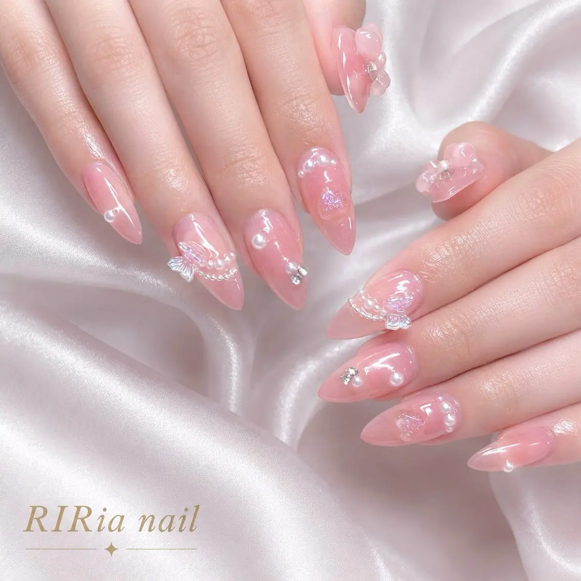 ネイル オーロラネイル ピンク ハンドネイル 🎀RIRia nail🎀のネイルデザイン