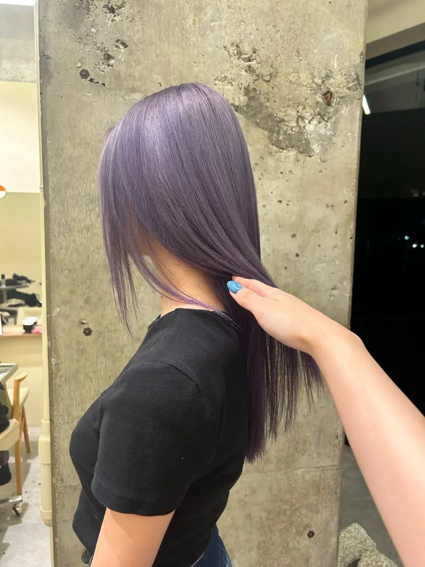 ロング カラー 寺澤 花梨のヘアスタイル