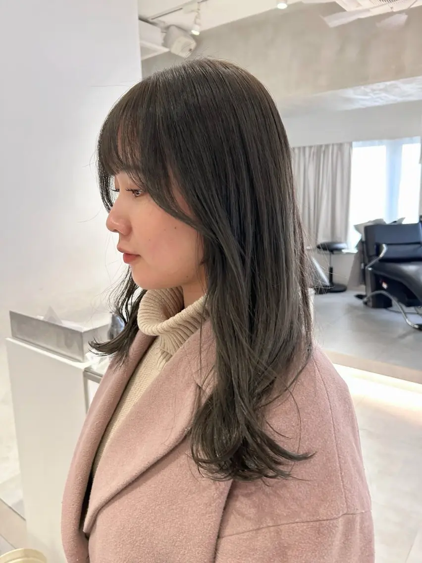 セミロング カラー 🪞透け感&韓国ヘア 🪞honokaのヘアスタイル