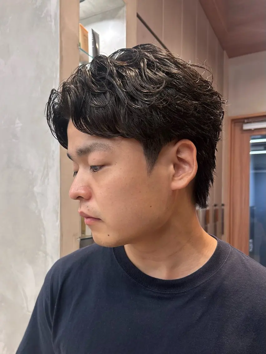 メンズ フェザーパーマ メンズパーマ 砂川 渉　elima byのヘアスタイル