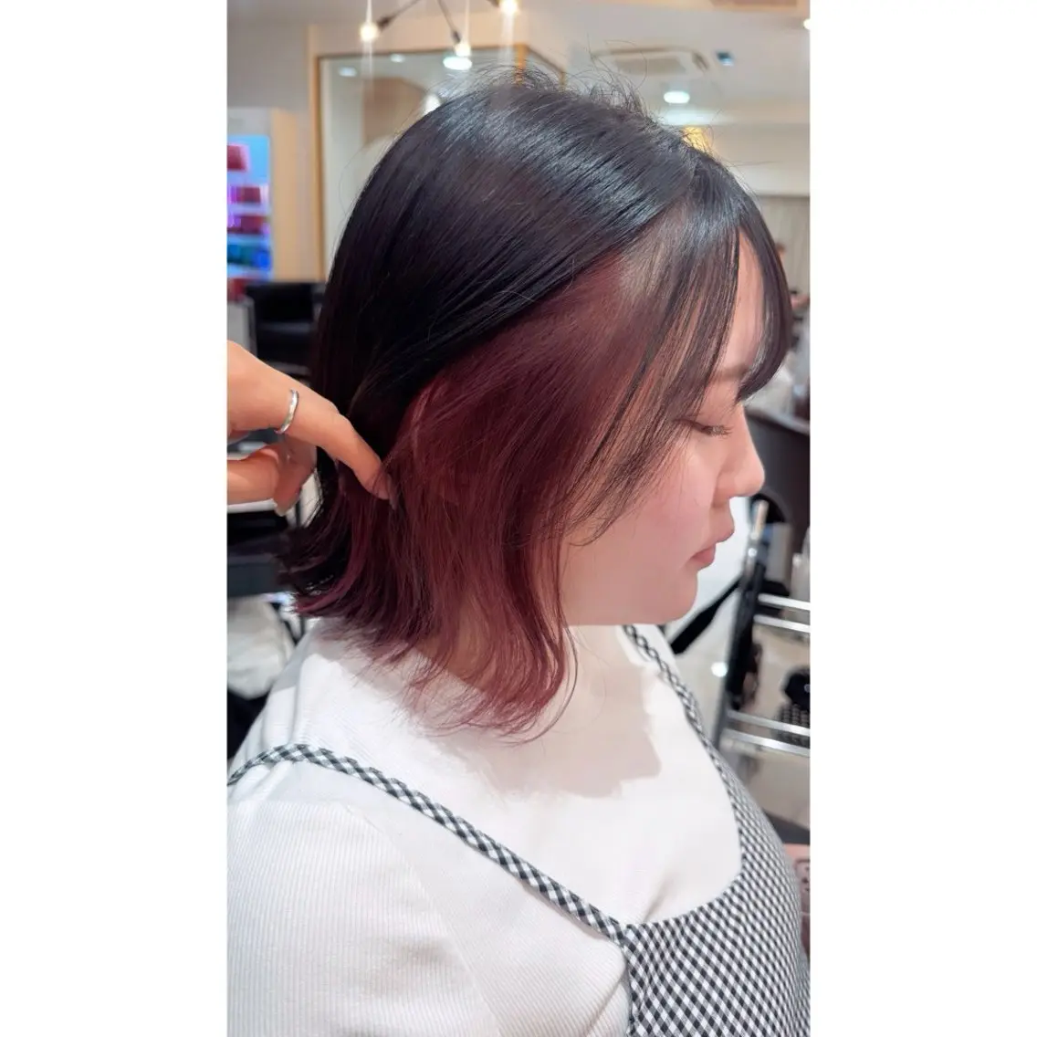 ミディアム カラー インナーカラー カット ヘアカラー トリートメント beaute錦糸町 🦖⋆͛yuka💚のヘアスタイル