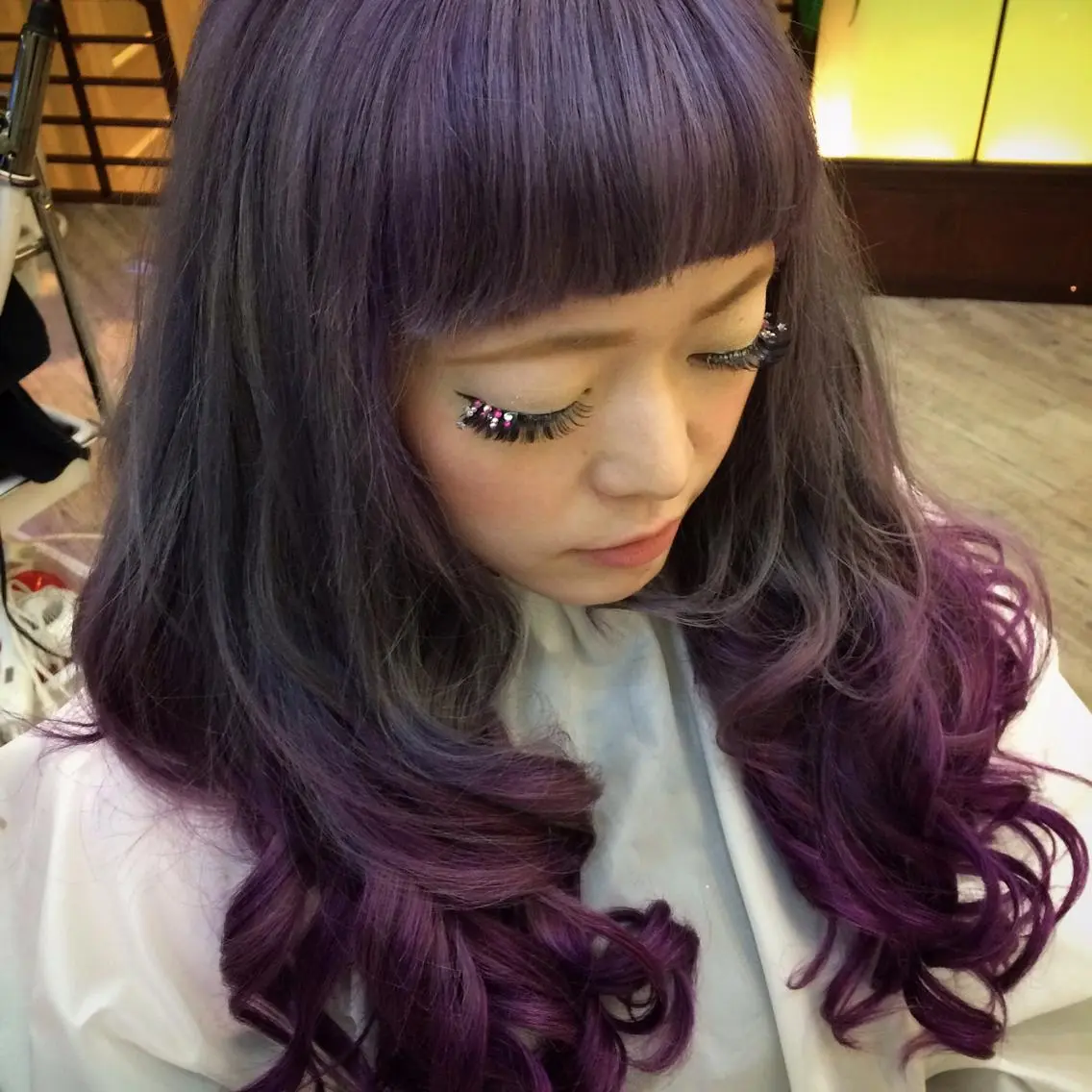 セミロング ロング カラー グラデーションカラー 鶴見 和美のヘアスタイル
