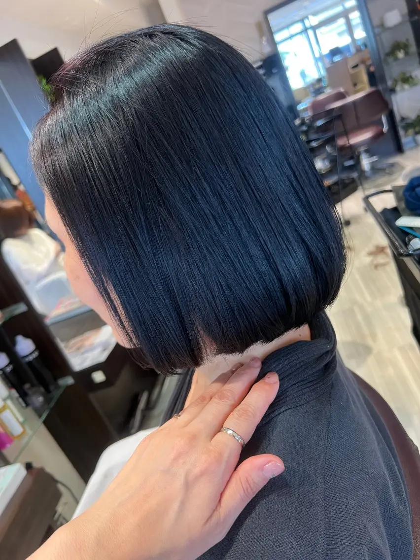 ミディアム カット ヘアカラー 縮毛矯正 トリートメント 【南草津】髪質改善 ヘナカラー＆縮毛矯正のヘアスタイル