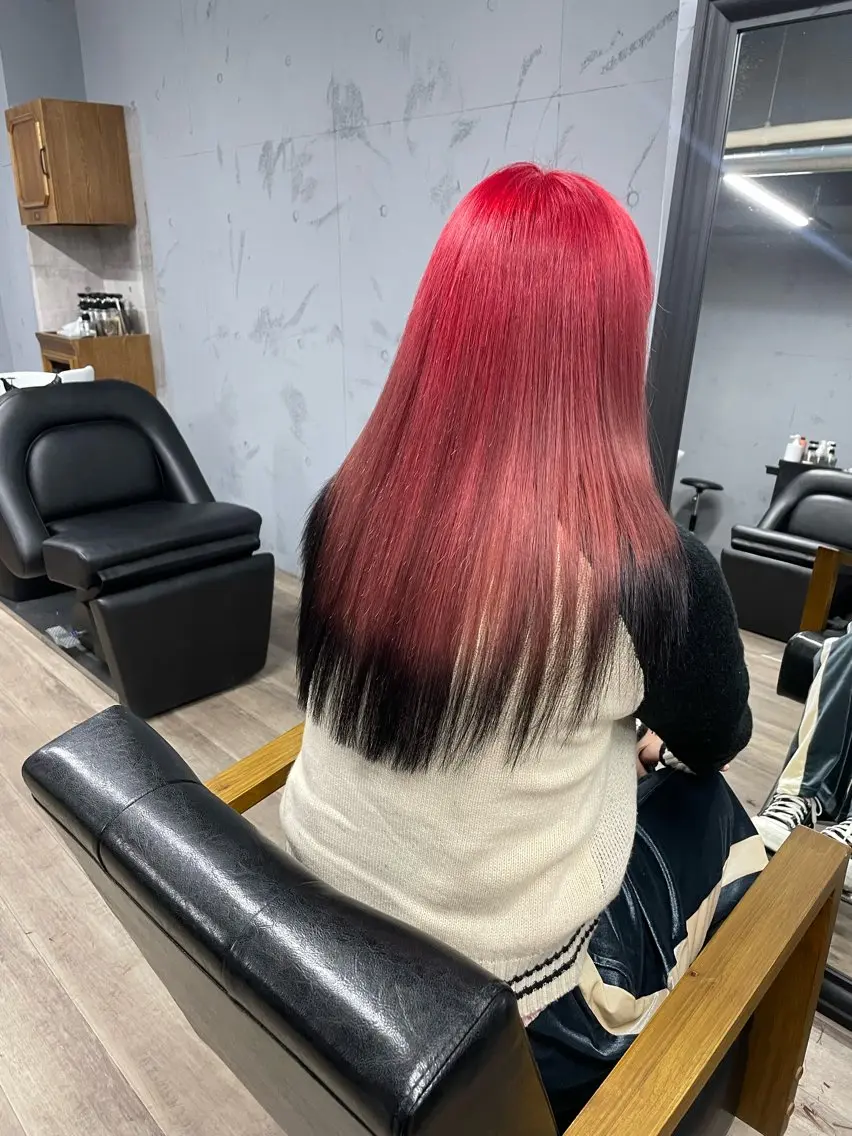 ロング カラー ブロンド ヘアカラー トリートメント マツダ レンのヘアスタイル