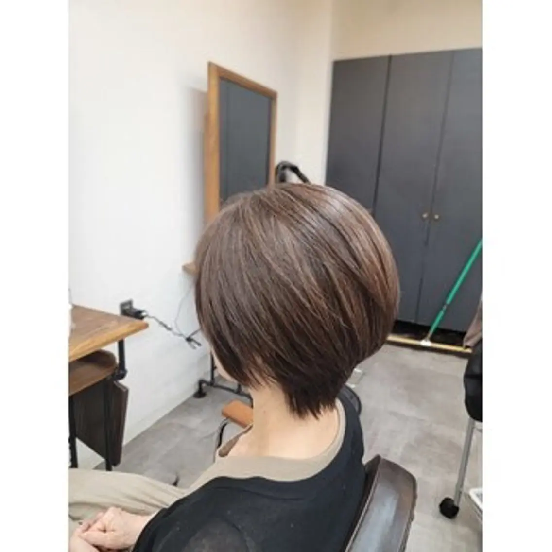 ショート カラー ハイライトカラー ハイライト カット ヘアカラー 浜田りほ Luxbe 博多バスターミナルのヘアスタイル