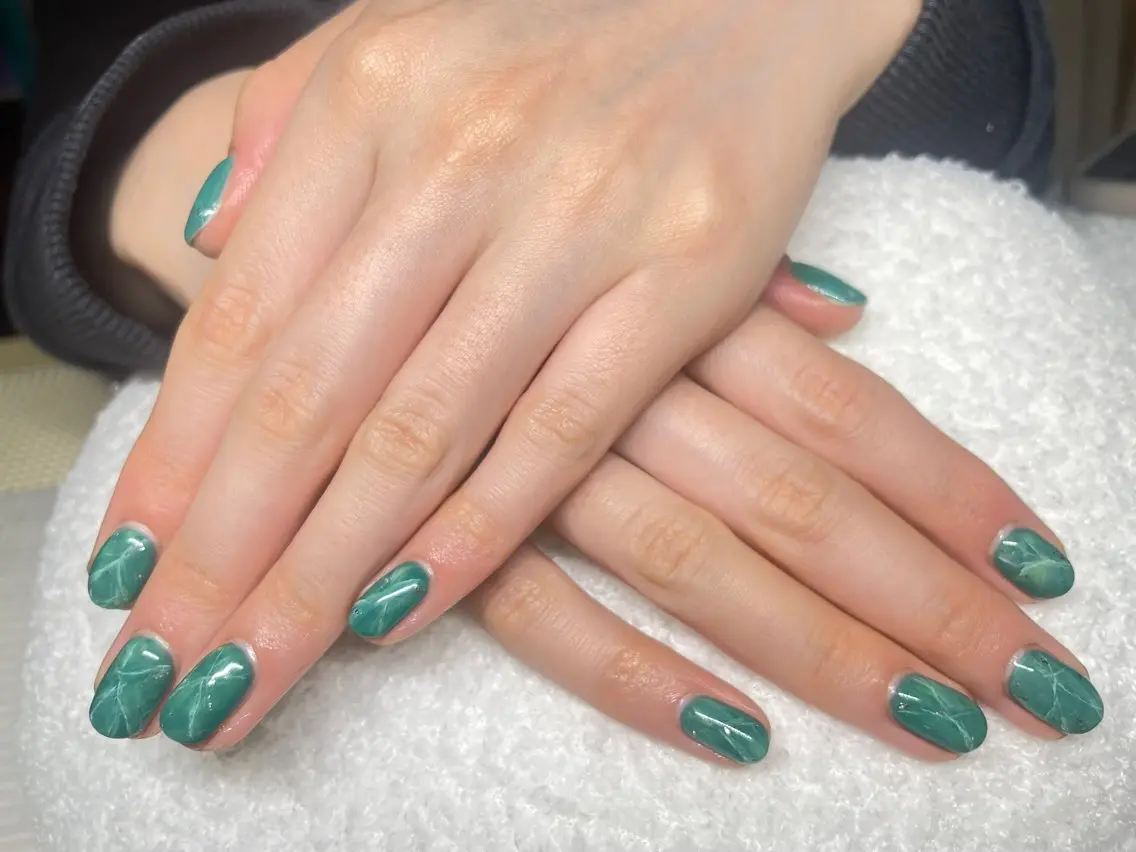 ネイル minami nail🐰Raviのネイルデザイン