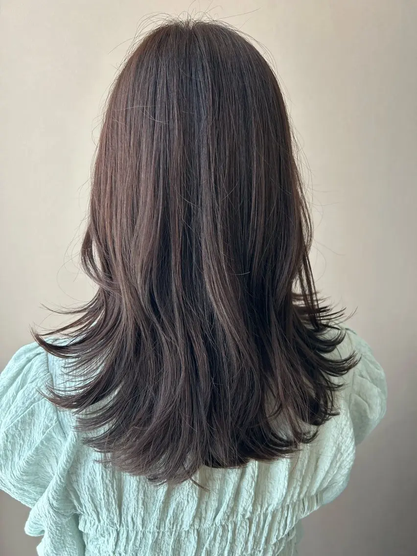 ロング カラー ベージュカラー 透明感カラー ココアベージュ hubhair レイヤー/透明感のヘアスタイル