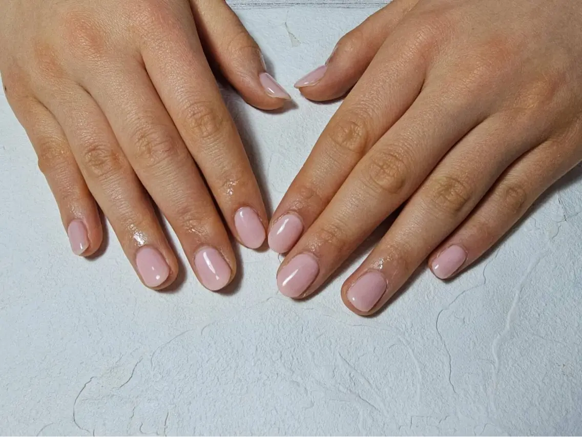ネイル オーロラネイル フラワーネイル フットネイル フレンチネイル ジェルネイル ハンドネイル mogunail &blowのネイルデザイン