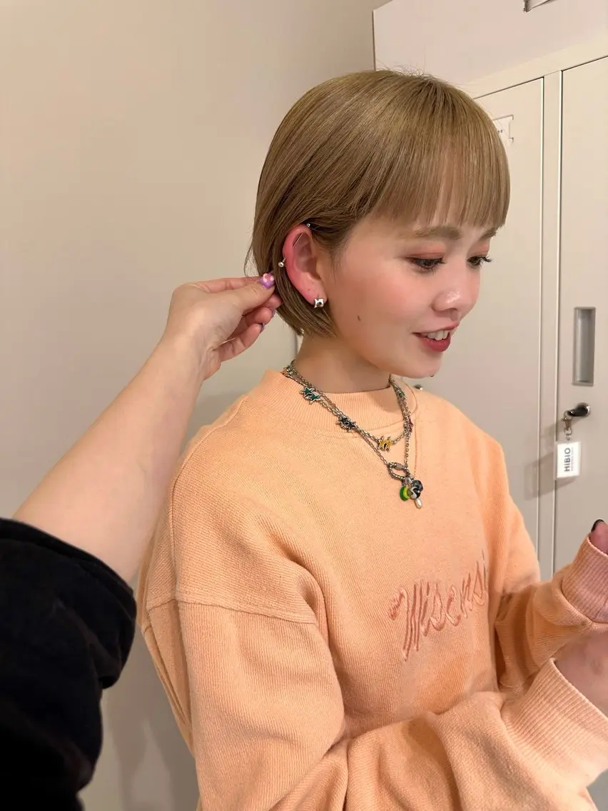 ショート 【ハイトーン特化】 Hugのヘアスタイル