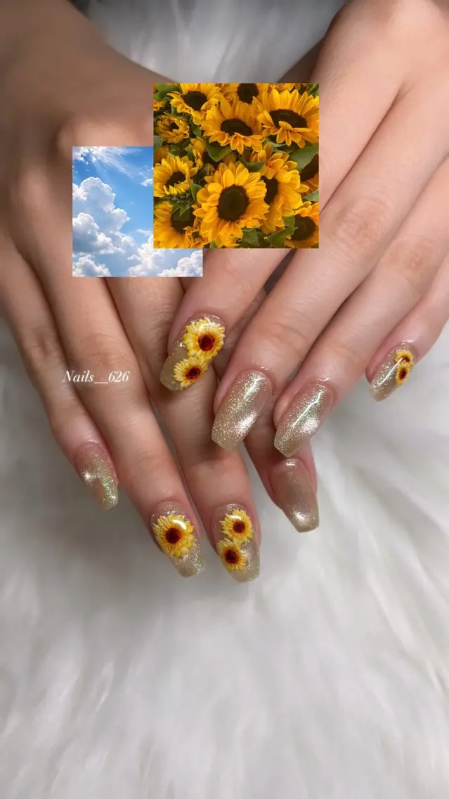 ネイル ゴールド キラキラネイル 韓国ネイル マグネットネイル 持ち込み Nails__626 Ayuのネイルデザイン