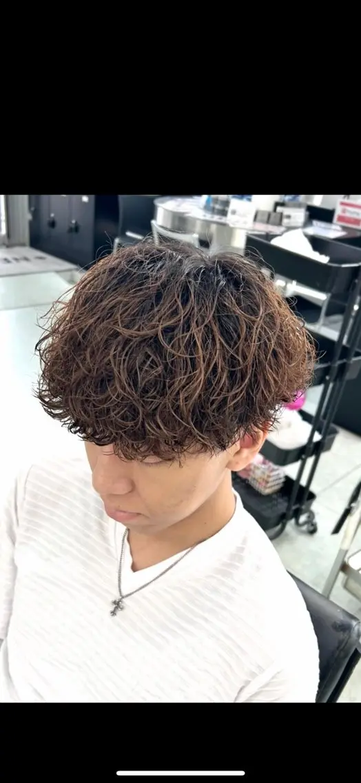 パーマ メンズ メンズパーマ 波巻きパーマ カット パーマ 増田 拳士のヘアスタイル