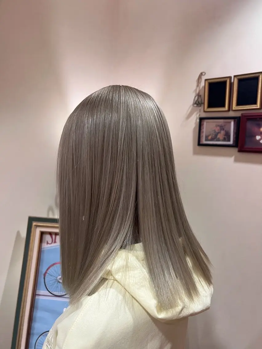 セミロング カット ヘアカラー 韓国スタイル🫧 サーシャのヘアスタイル