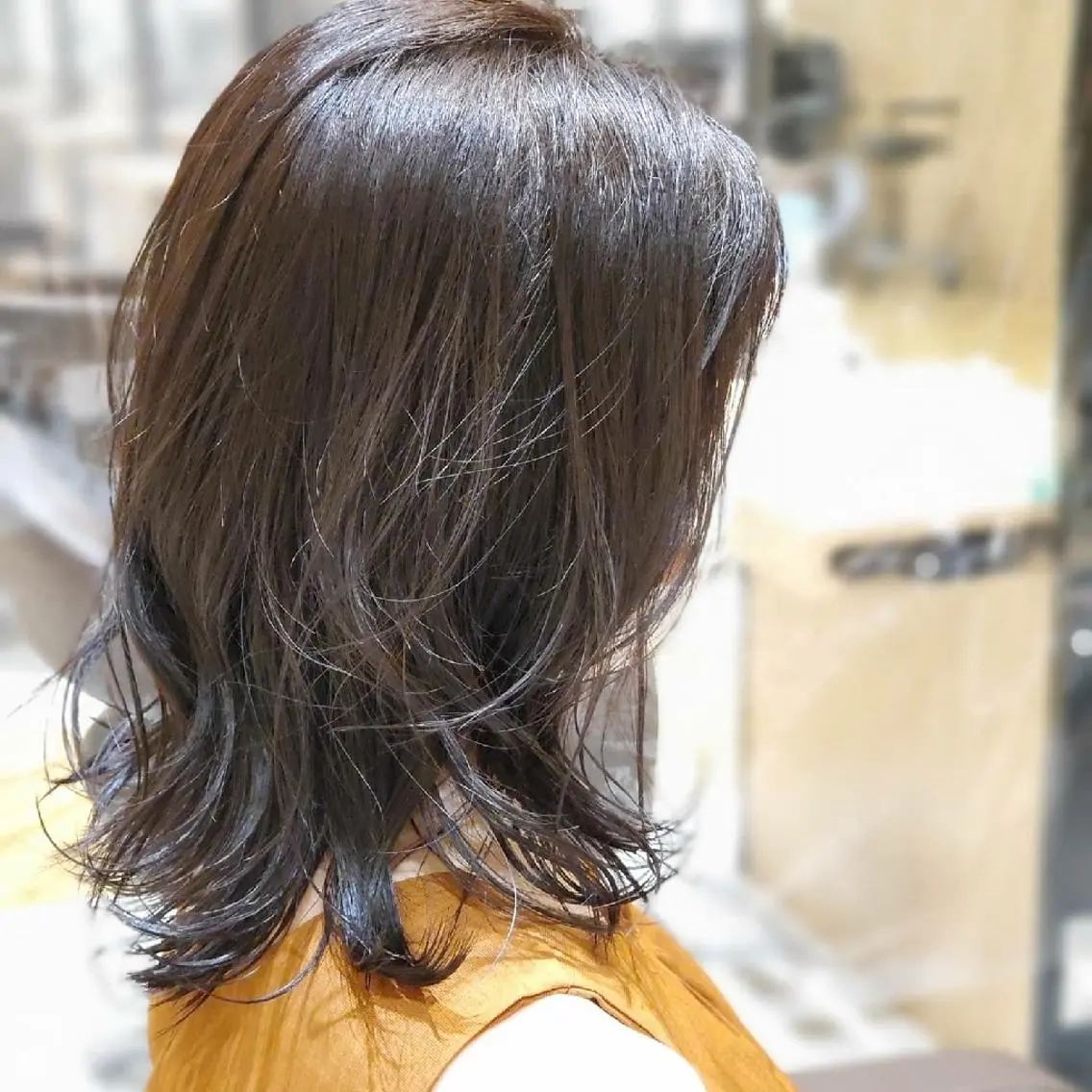 ミディアム カラー ブラウンカラー グレージュ マットブラウン ボブ くびれヘア 岡本 尚樹のヘアスタイル