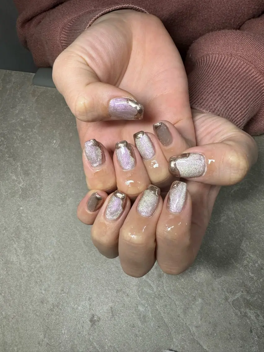 ネイル LAVISH 大和店 emi・:*+のネイルデザイン